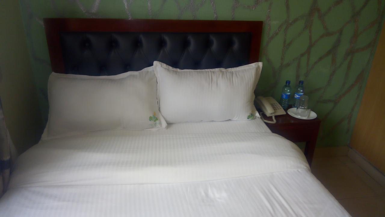 Ash White Hotel Nairobi Exterior foto
